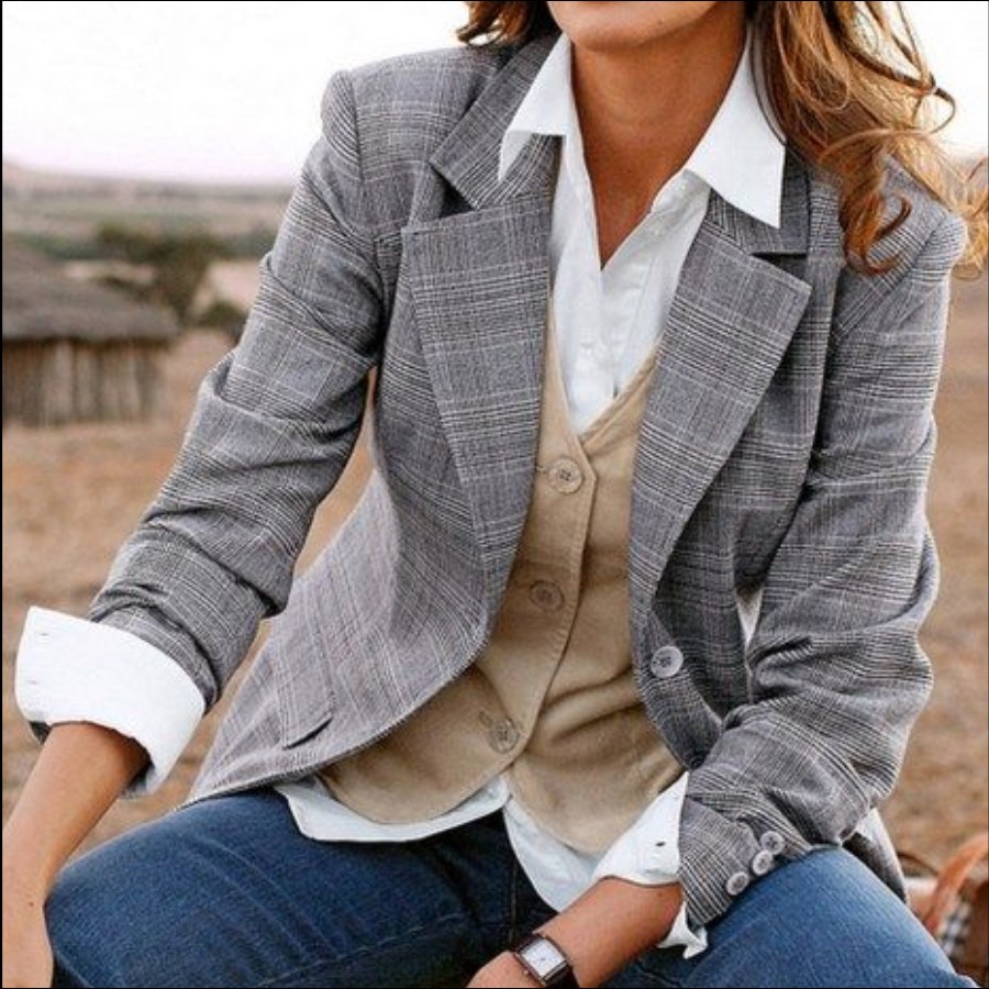 Womens custom suits by Bucco