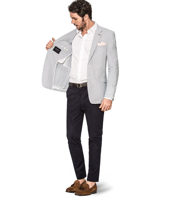 Unstructured Blazers Are Light And Suitable For Summer