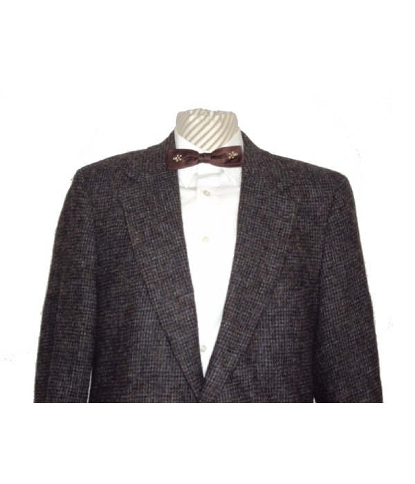 Tweed Wool Suit From The 1980’s For A Vintage Classic Look