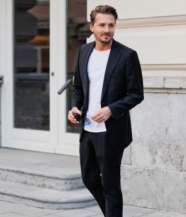 It's Easy To Get A Casual Look, Just By Pairing The Suit With A T ...