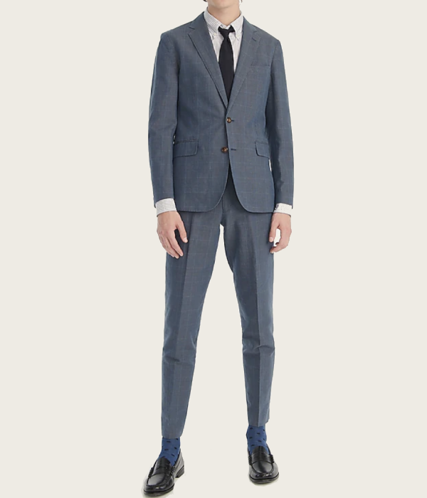 Go for a slim fit suit at the start of the week