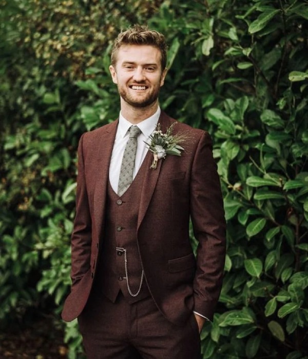 Fall Wedding Attire For Men: A Perfect Guide to Groom, Best Man, and  Groomsmen