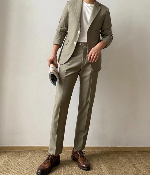 A Cool Grass Green Two-piece Suit