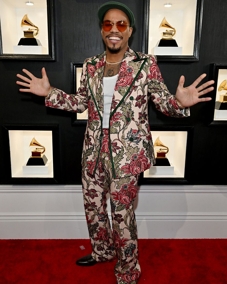 Anderson.Paak’s striking floral suit!