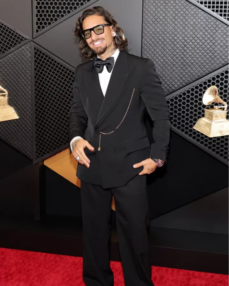 This week, let’s admire Maluma in Grammy’s 2024!