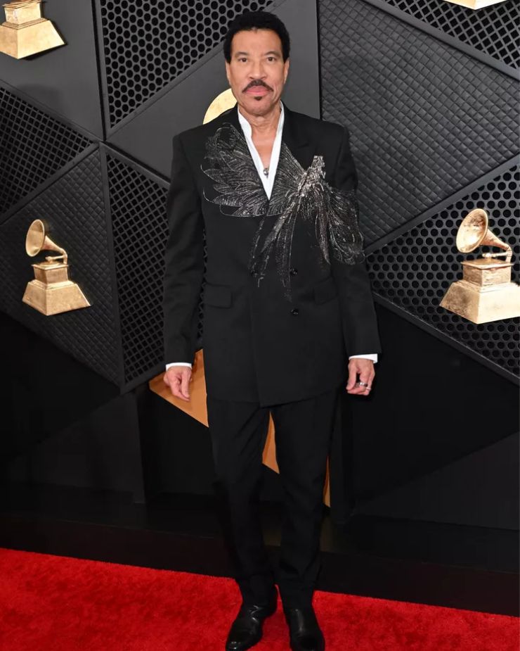 What do you think about Lionel Richie’s suit?